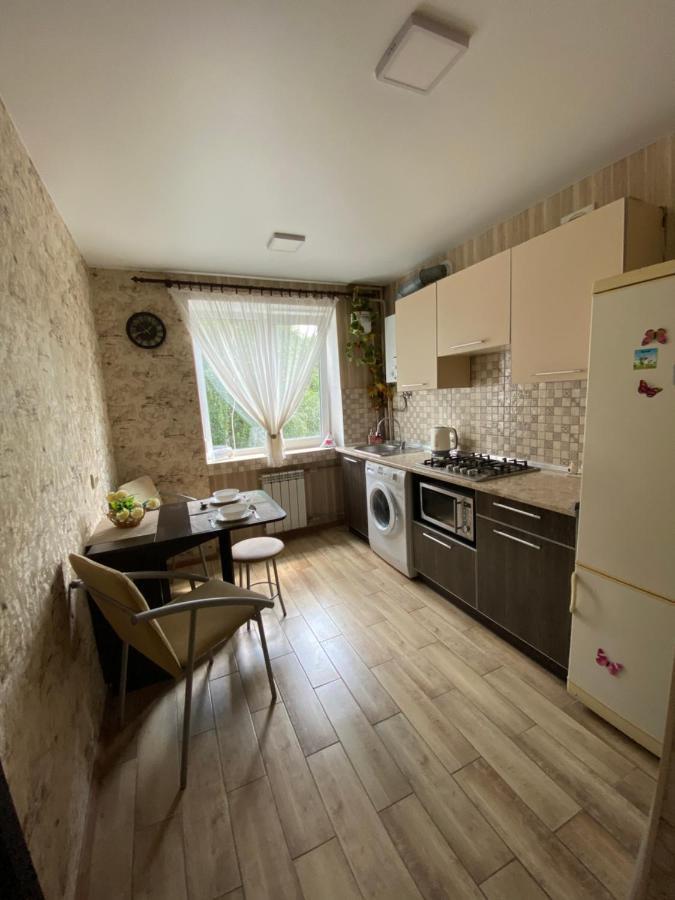 Apartment 30 M2 On Sergei Esenin 11 Харков Екстериор снимка