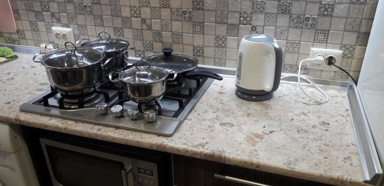 Apartment 30 M2 On Sergei Esenin 11 Харков Екстериор снимка